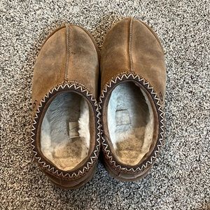ugg slippers size 7
